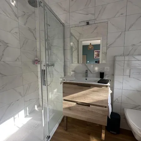 Casa vacanze Maison De Charme Au Centre De Moulins, Avec Jardin Et Terrasse, Confort Inclus - Fr-1-489-474